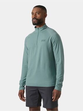 Helly Hansen Tyri Half-Zip Performance Pullover in opal Green